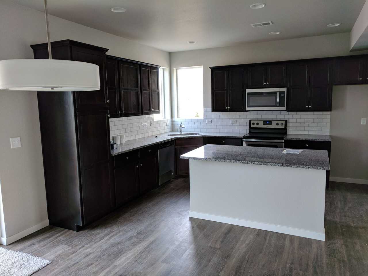 2168 Lager St - Photo 5 of 18