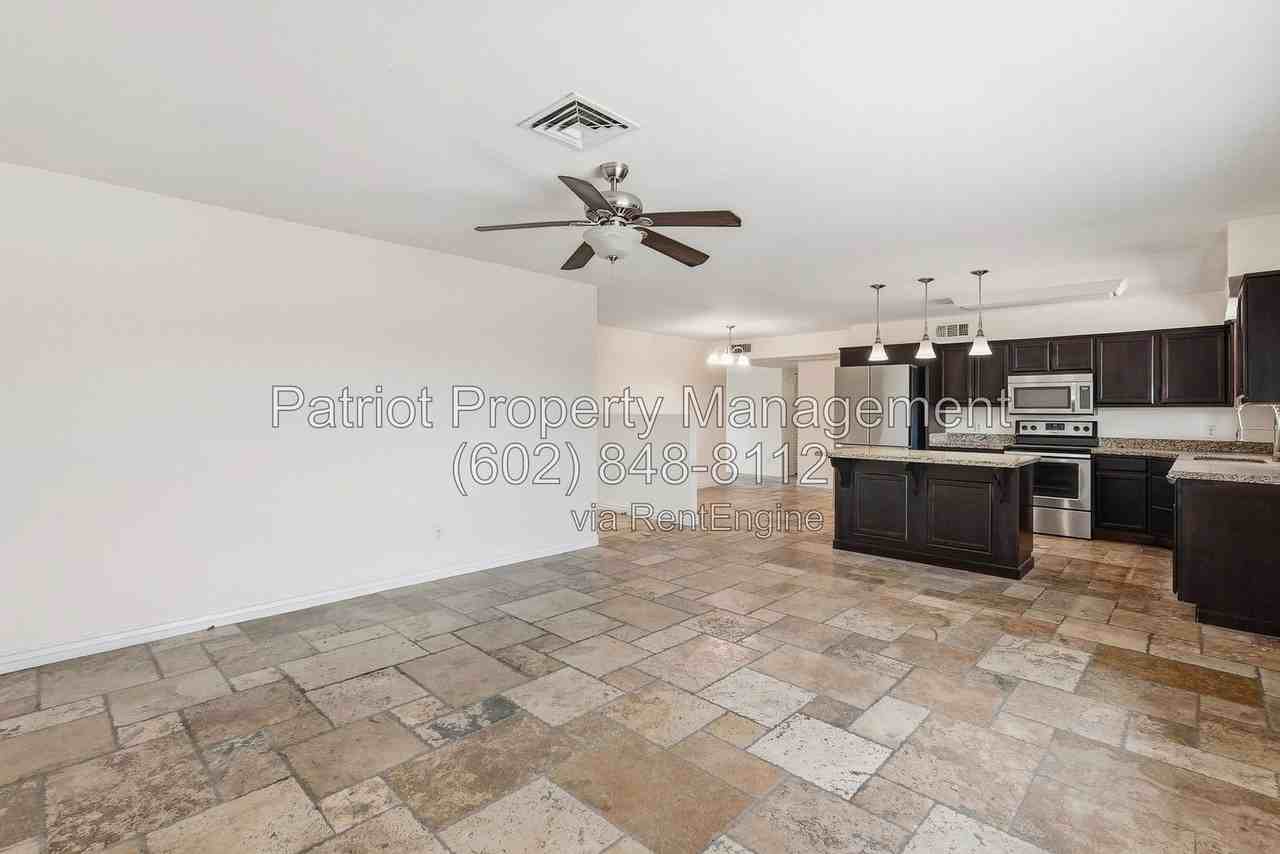 1275 W Del Rio St - Photo 7 of 41