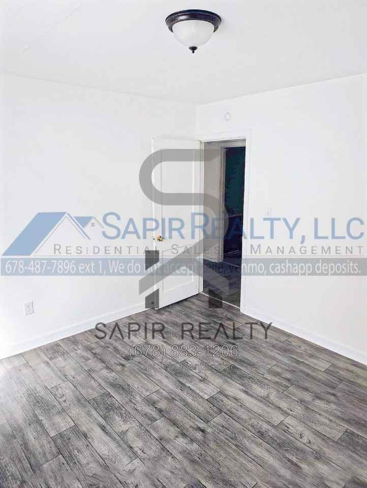 3974 Spencer Cir - Photo 4 of 7