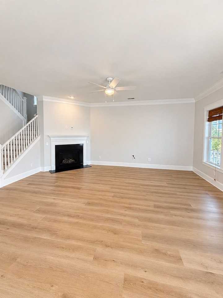 2620 Augustus St - Photo 6 of 32