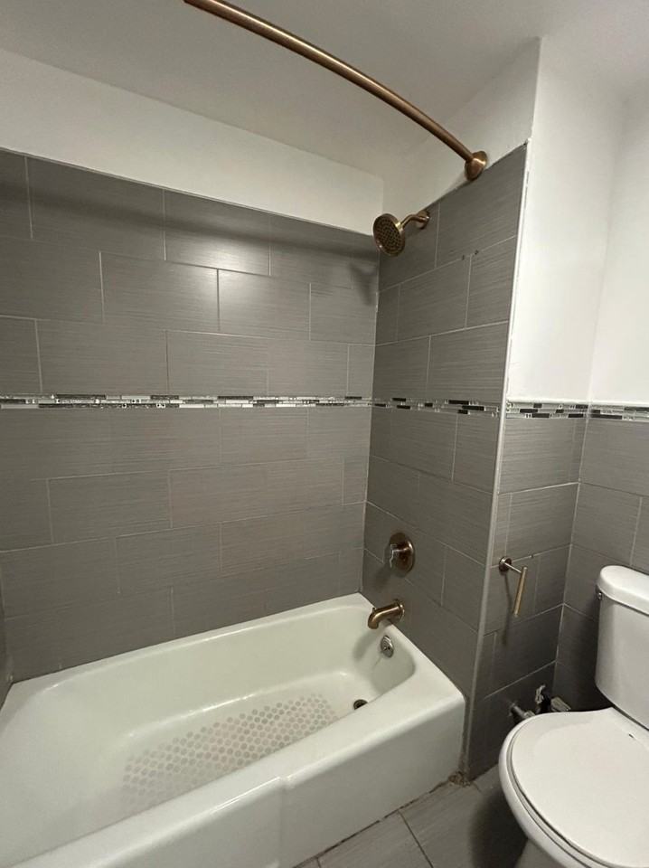 423 Pennsylvania Ave #3 - Photo 5 of 7