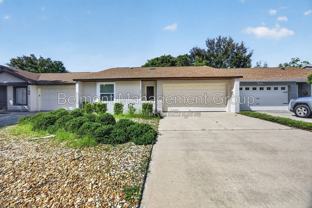 102 Edgewater Cir - Photo 1 of 1