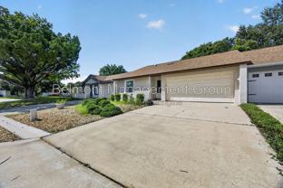 102 Edgewater Cir - Photo 1 of 1