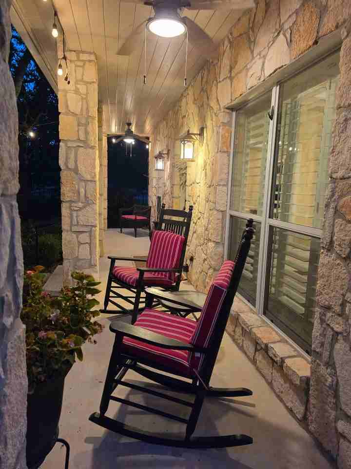 508 Kendall Pkwy - Photo 2 of 20