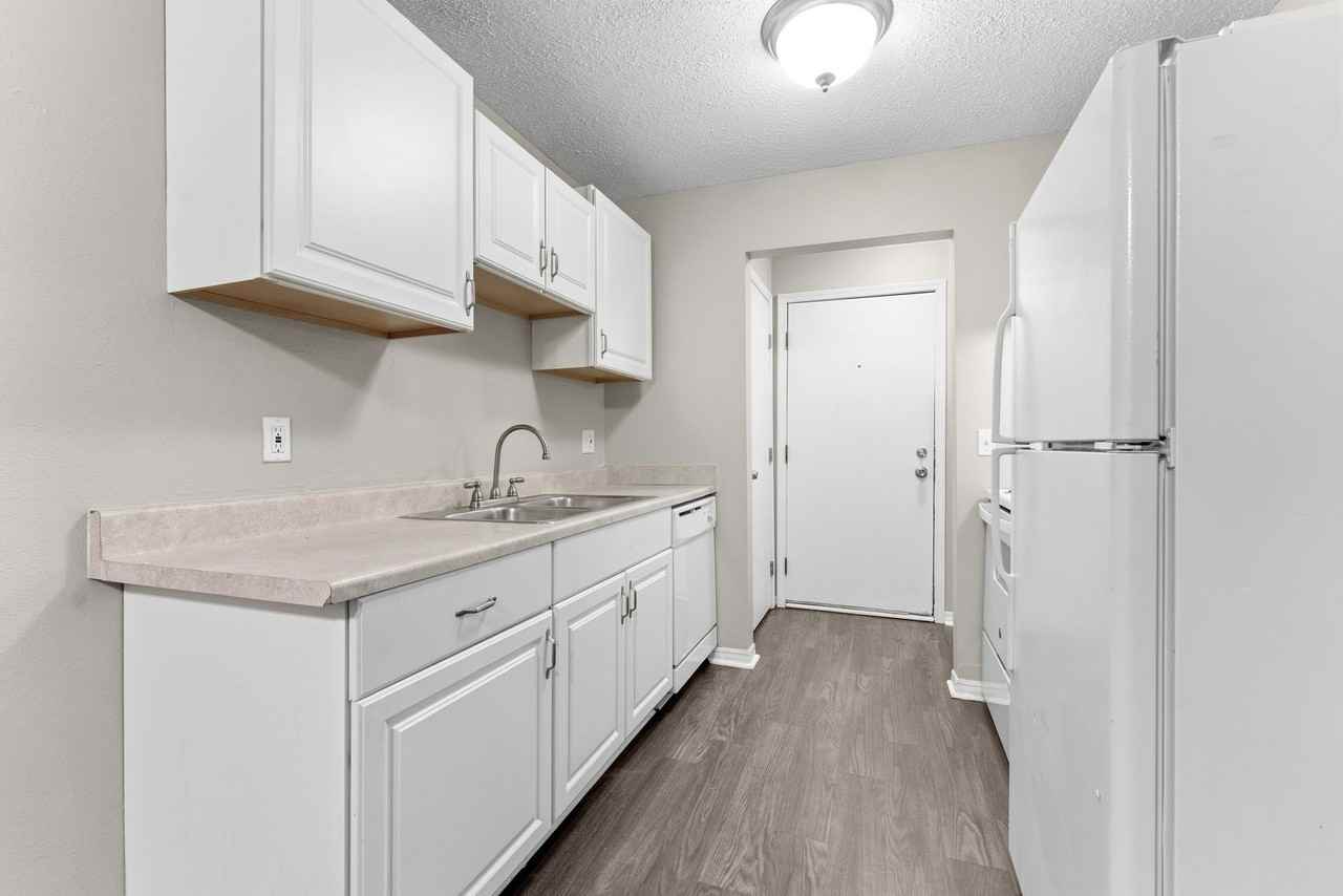 5943 Walnut Cir #E10 - Photo 3 of 13