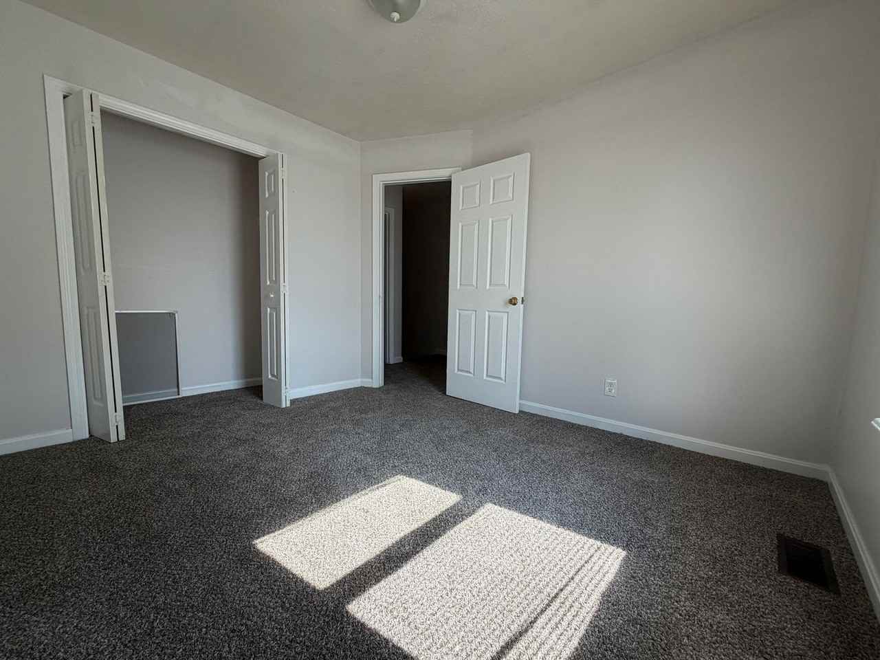 3408 Clingstone Way - Photo 6 of 11