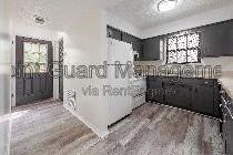 7103 N Chas Dr #D - Photo 3 of 25