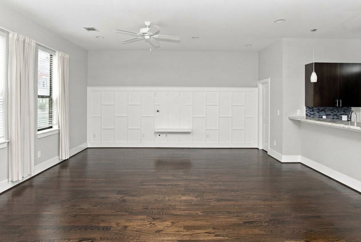 2505 Webster St - Photo 2 of 20