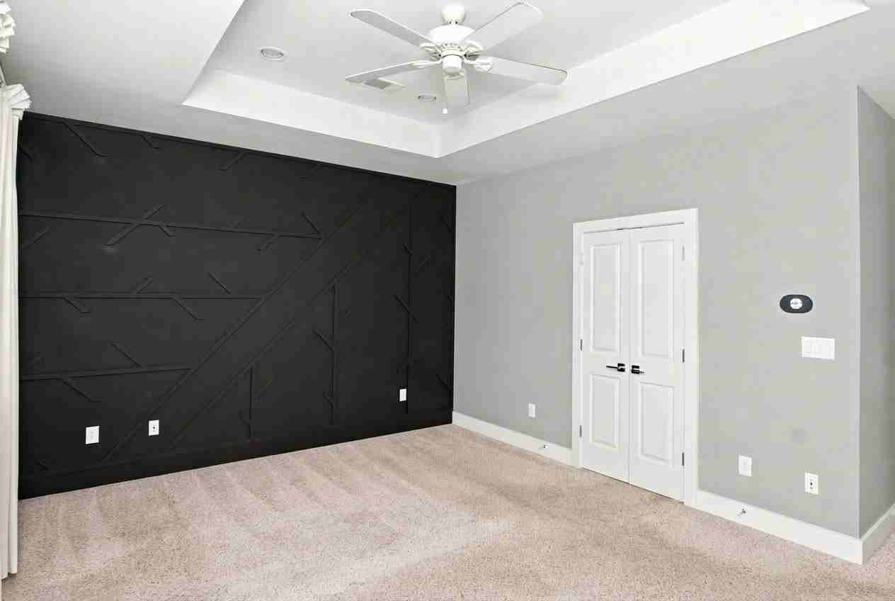 2505 Webster St - Photo 7 of 20