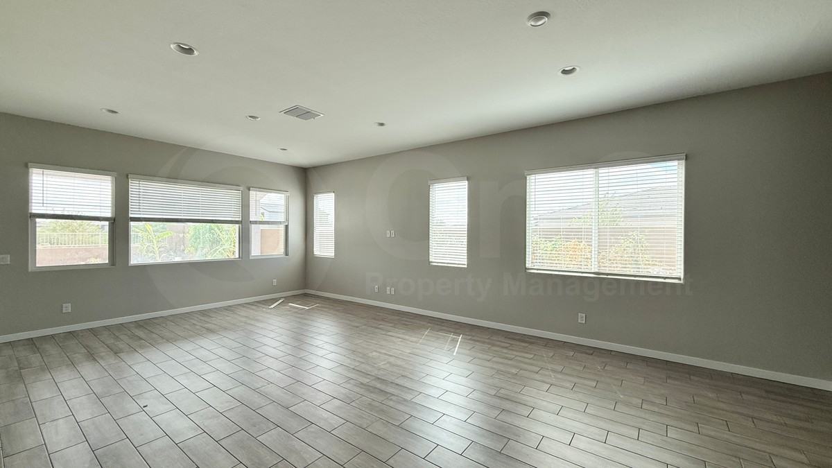 25589 N 76th Ln - Photo 3 of 22