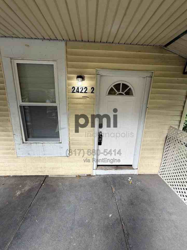 2422 Adams St #1-2 - Photo 3 of 19