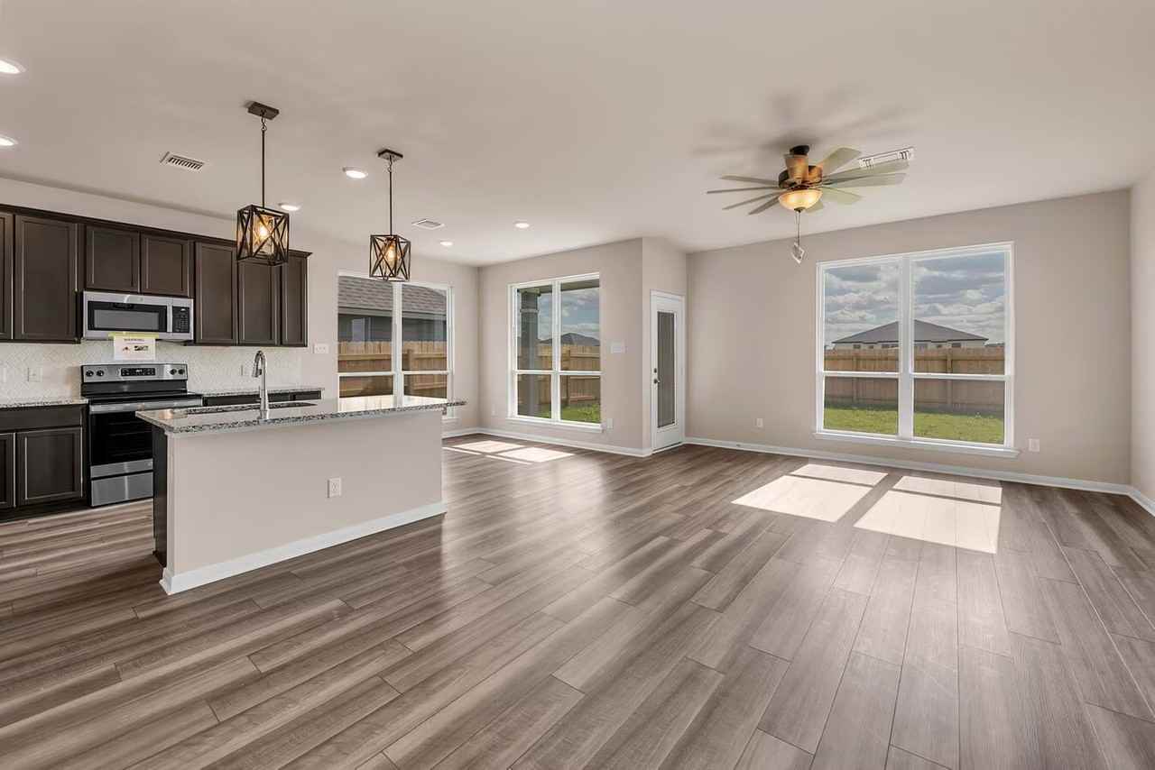 10104 Bethlehem Ct - Photo 6 of 13