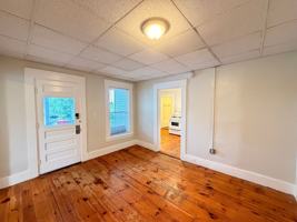 featured image of 31 Pennacook St #2
