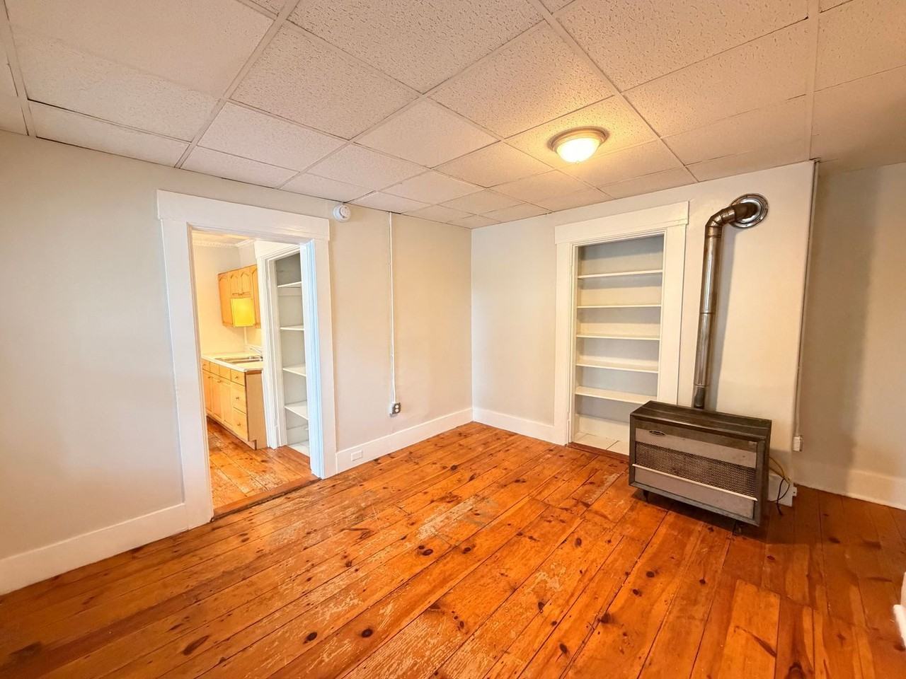 31 Pennacook St #2 - Photo 2 of 18