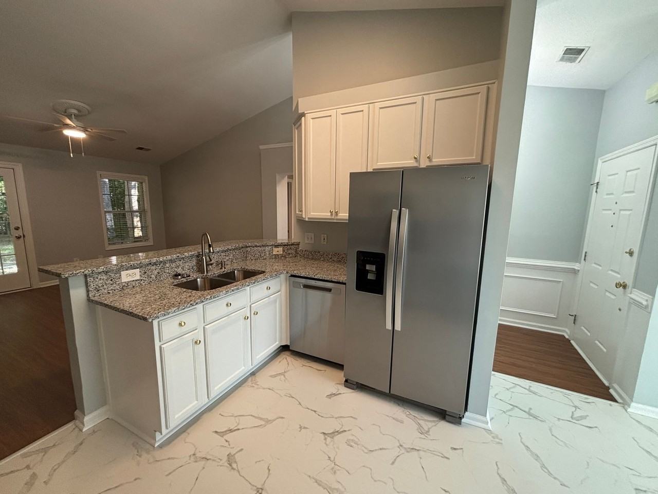 3307 Crowell Ln - Photo 5 of 26