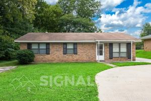 featured image of 2 Holt Ave