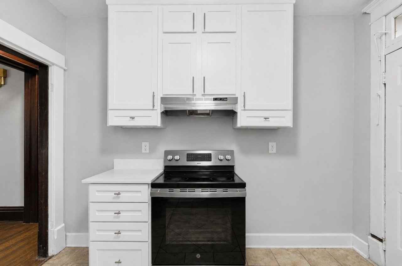 1638 N 4th St - Photo 6 of 41