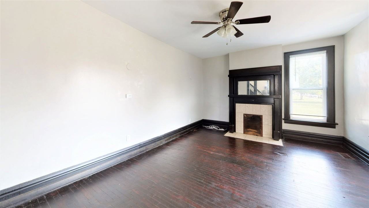 1621 N 4th St - Photo 3 of 13