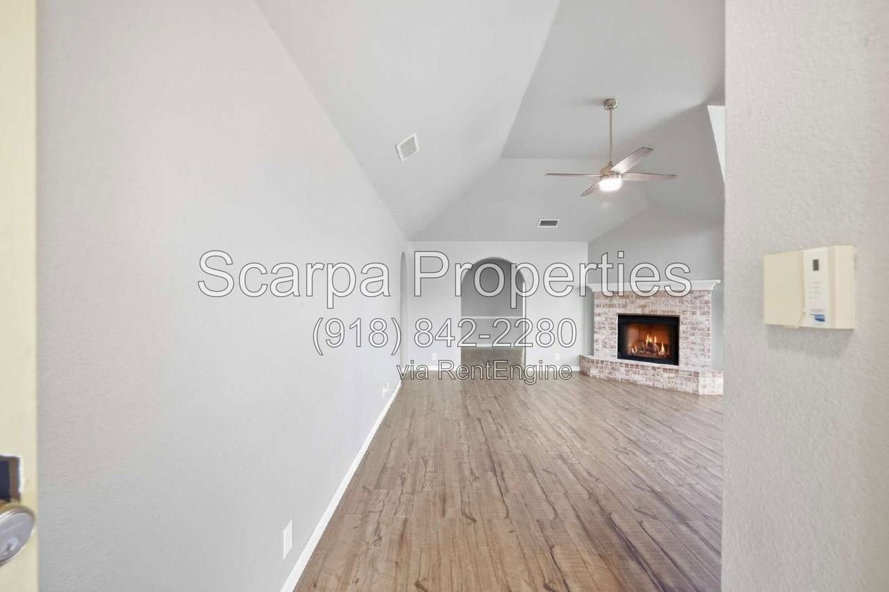9311 E 95th Pl - Photo 4 of 29