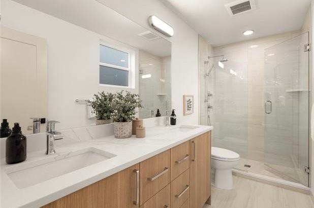 3601 Linden Ave N - Photo 4 of 13