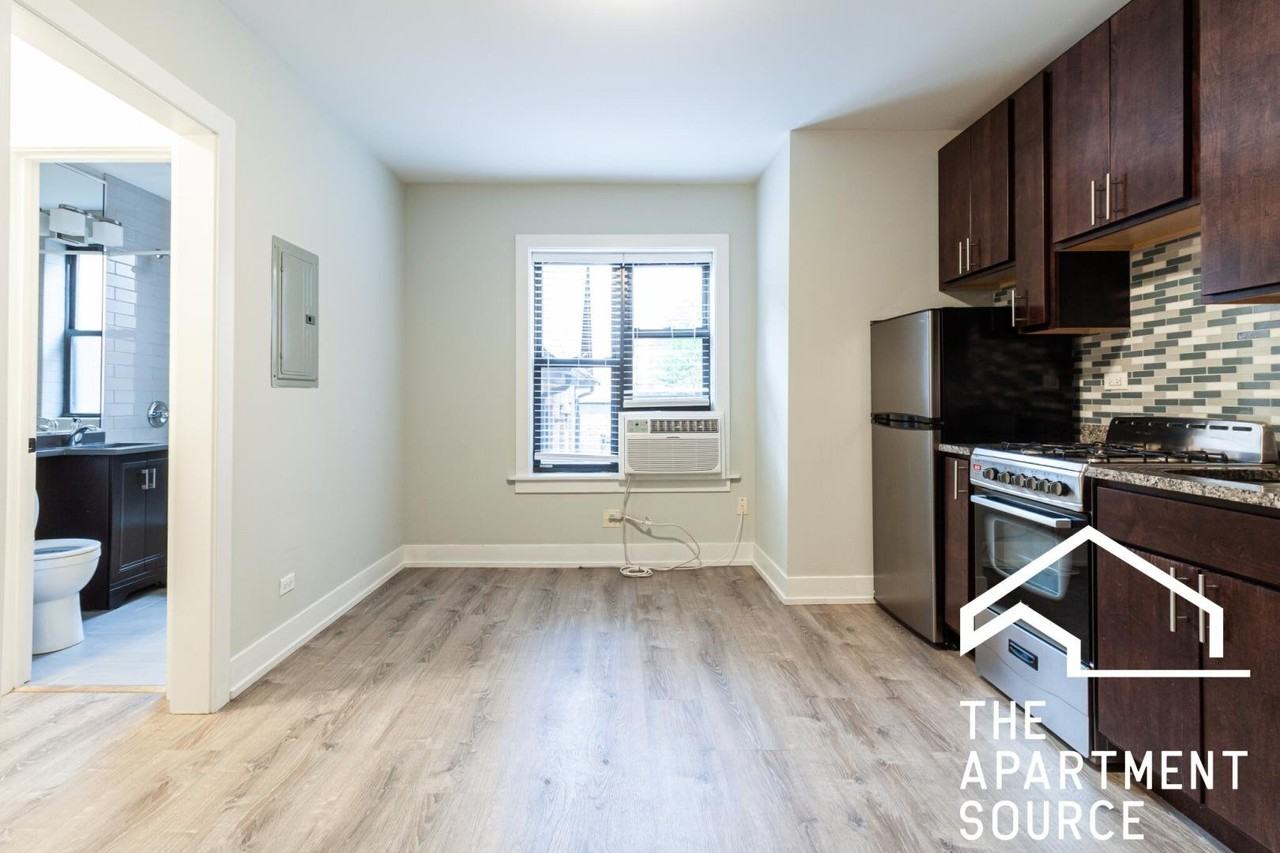 W Belden Ave #B107 - Photo 2 of 7