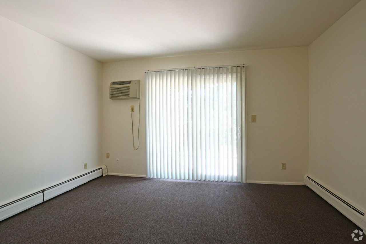 2217 N 2nd St #2 - Photo 2 of 5