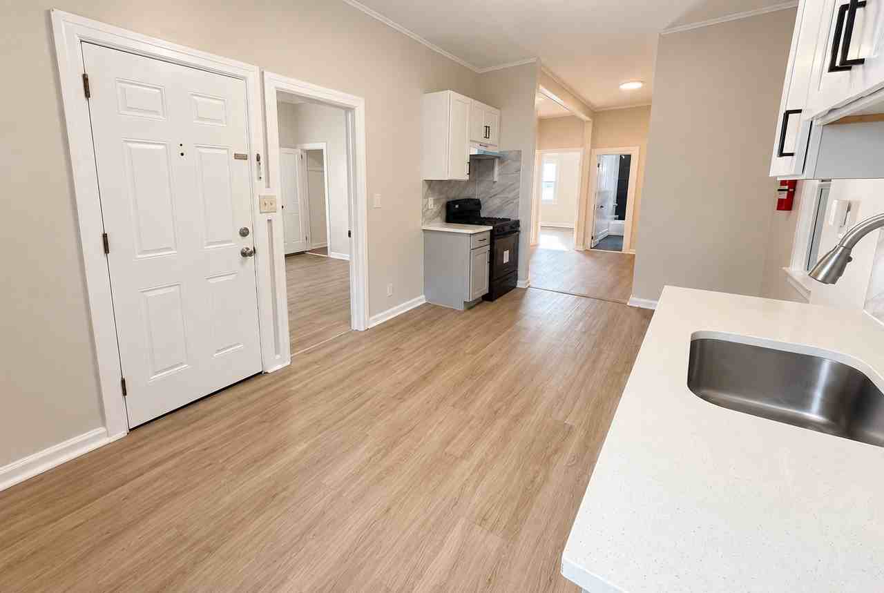 95 Cedar St #1 - Photo 2 of 7