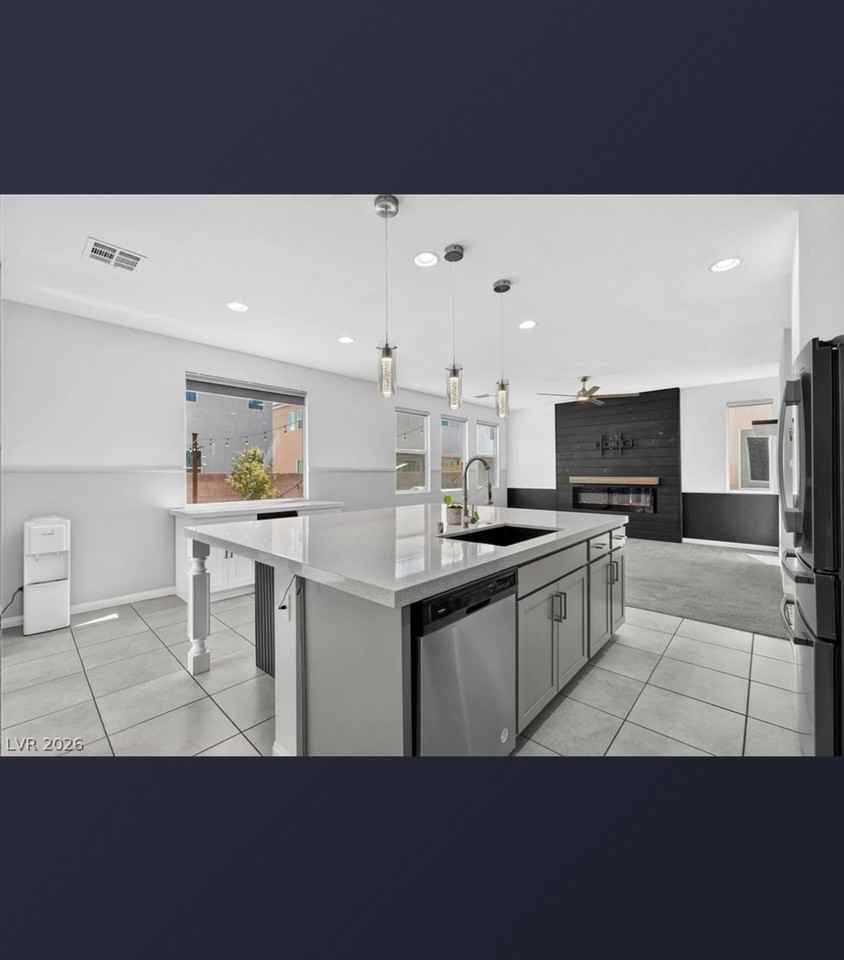 4618 Chirping St - Photo 5 of 20