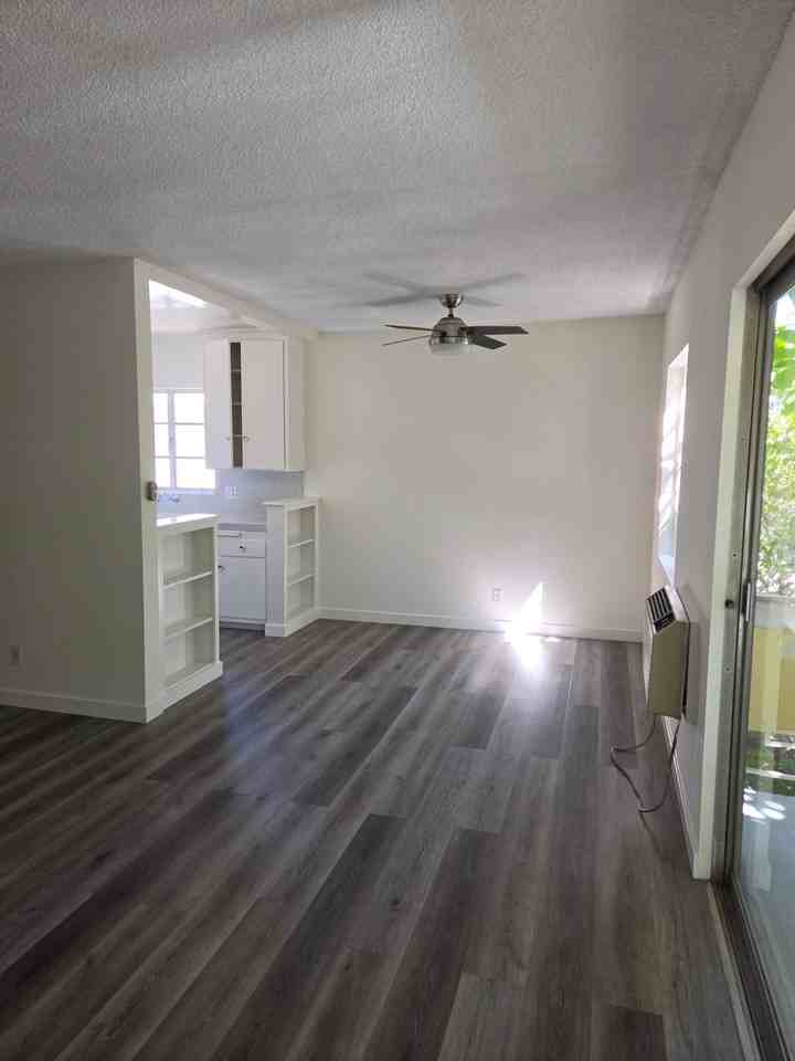 675 Cordova St #5 - Photo 3 of 15
