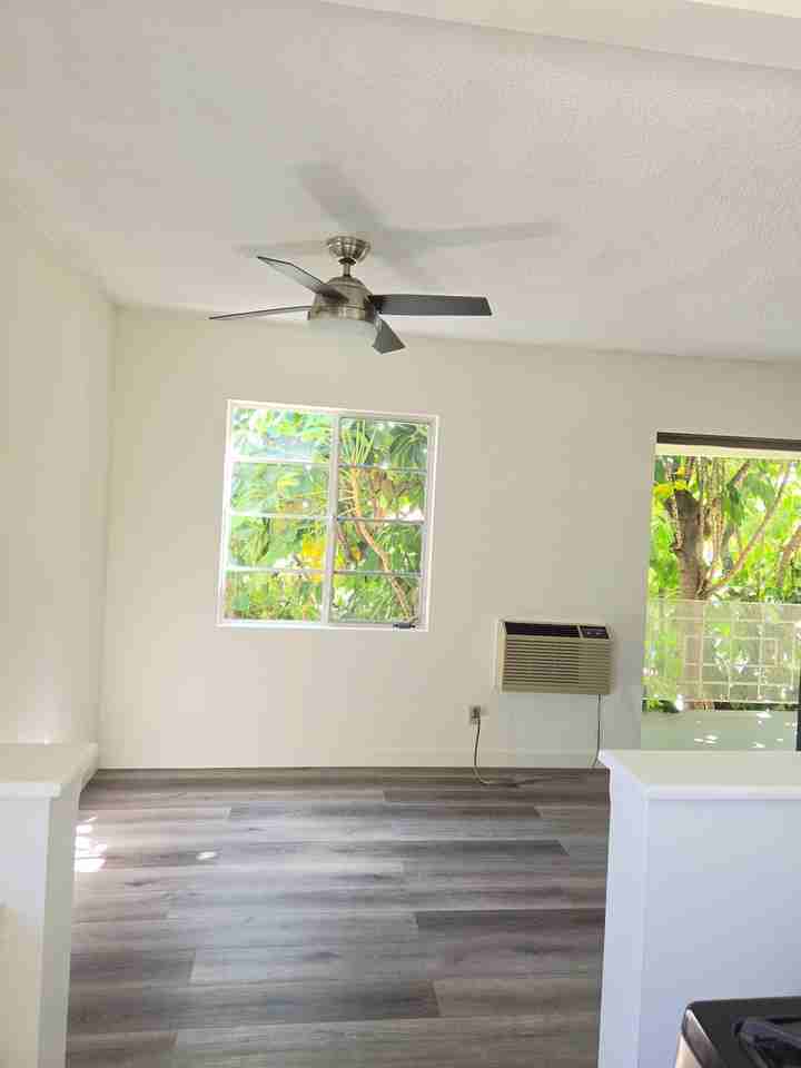 675 Cordova St #5 - Photo 7 of 15