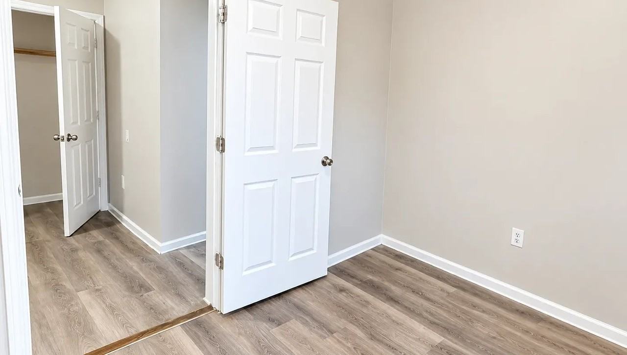 225 New St #2R - Photo 6 of 8