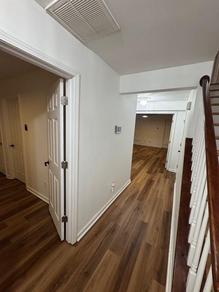 12101 Harrison Steel Dr - Photo 4 of 21