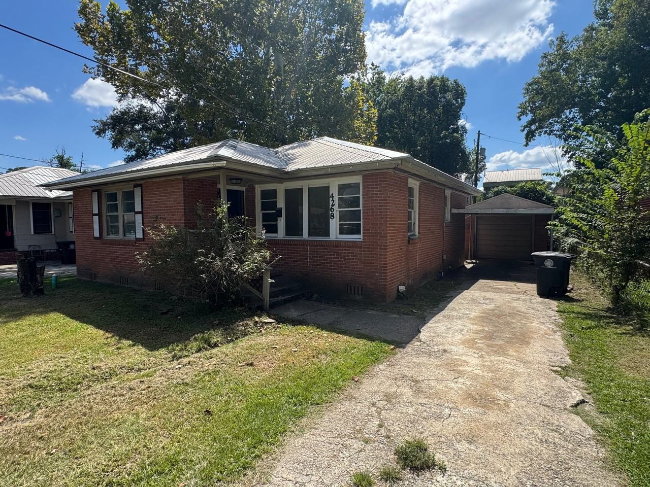 4268 Mohican St - Photo 2 of 11