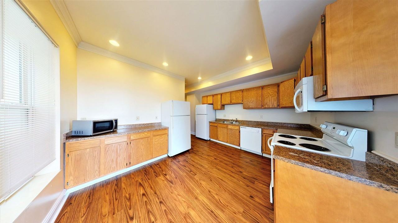 82 W 8th Ave - Photo 3 of 14