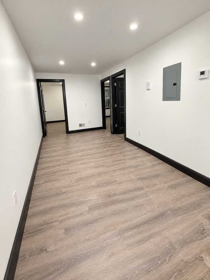 659 S 11th St #1 - Photo 2 of 5