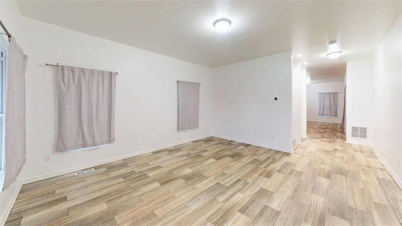 415 E 18th Ave - Photo 2 of 16