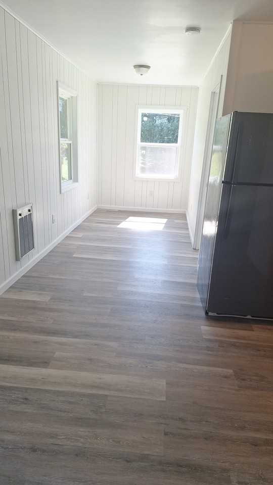 80 Mclarty Ln #1UPSTAIRS - Photo 2 of 12
