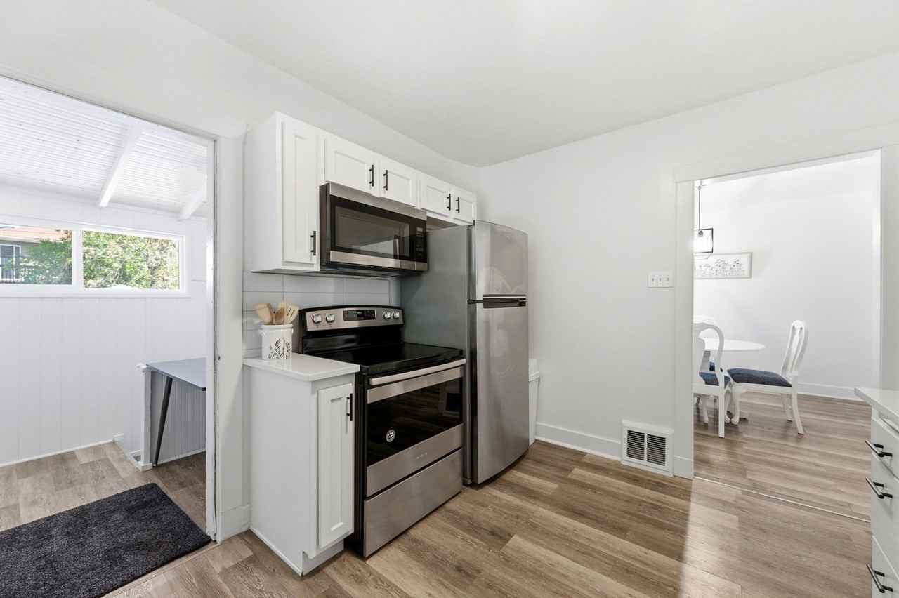 817 E Ramona Ave #817 - Photo 7 of 20