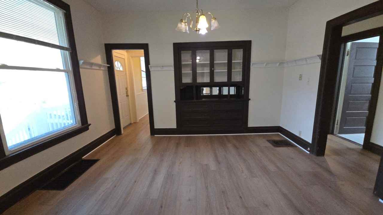 2594 N Murray Ave #1 - Photo 4 of 11