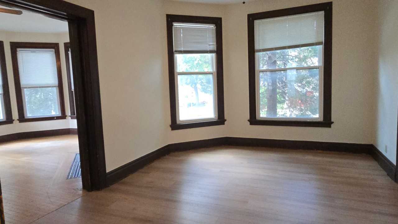 2594 N Murray Ave #1 - Photo 5 of 11