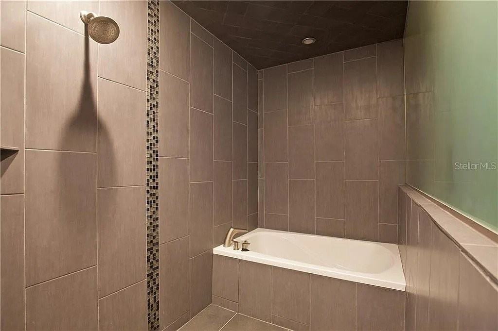 5413 Ardmore Dr - Photo 4 of 8