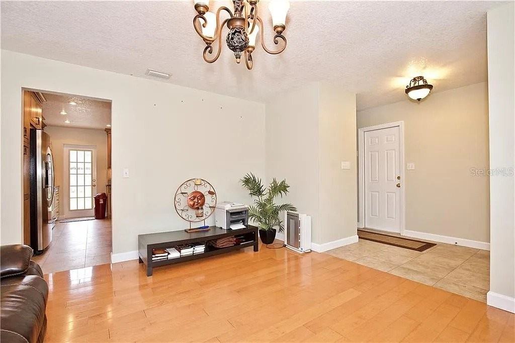 5413 Ardmore Dr - Photo 6 of 8