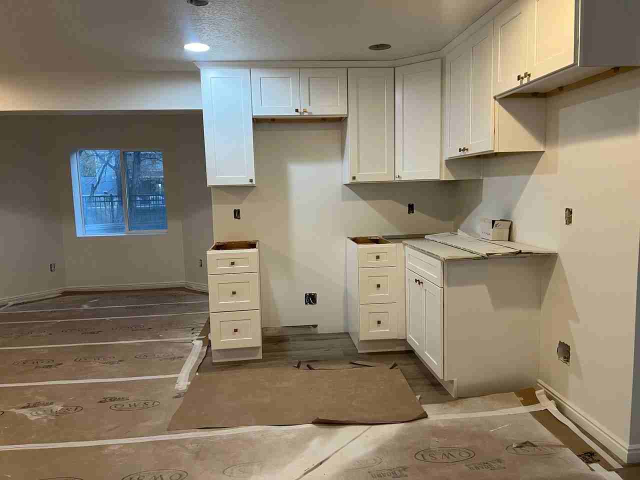 213 Lakeview #B - Photo 3 of 9