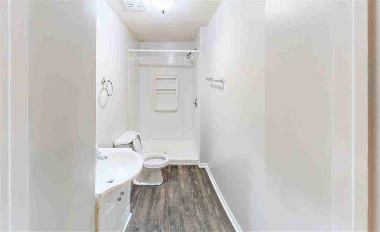 146 Chittenden Ave - Photo 5 of 12
