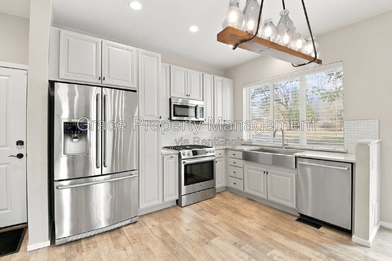 1658 W 66th Ave - Photo 3 of 24