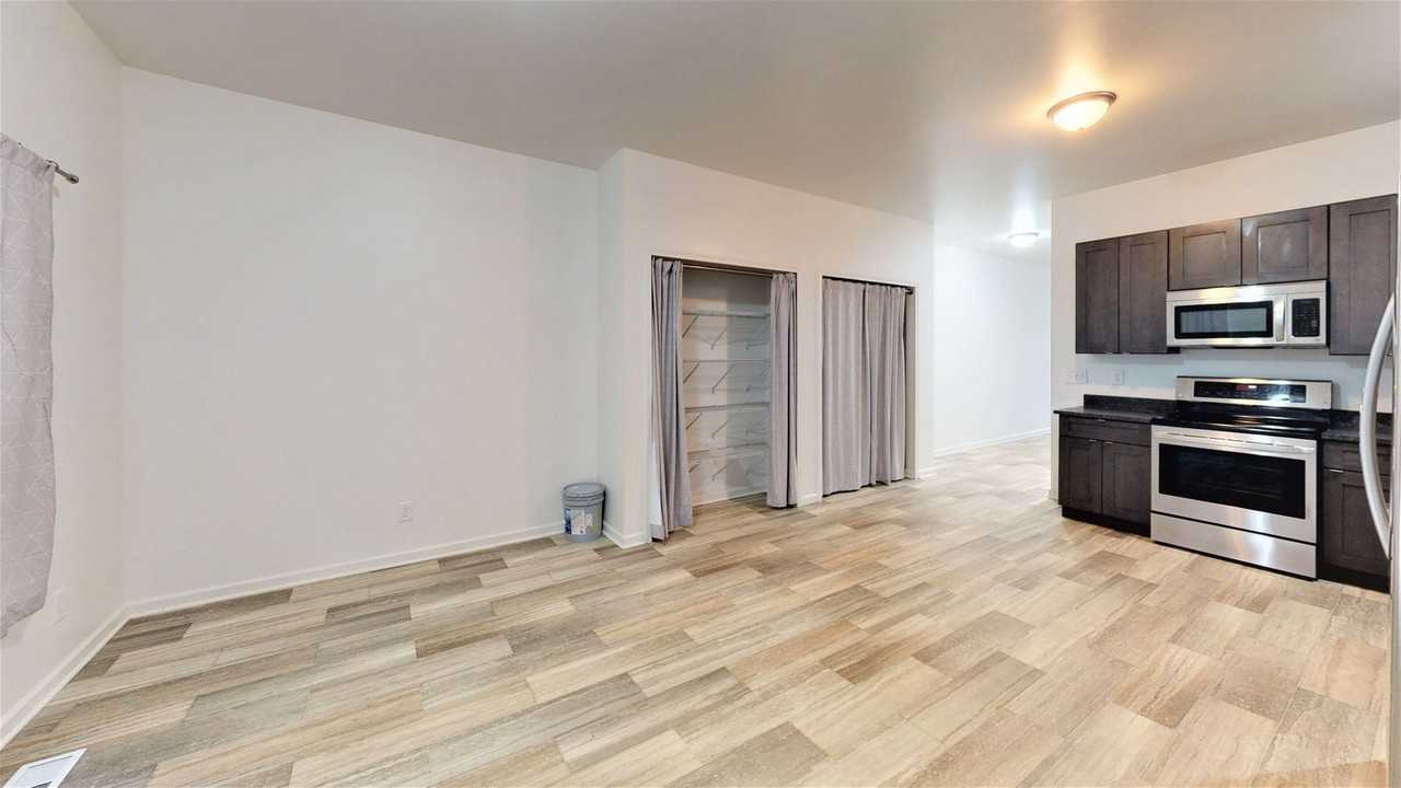 421 E 18th Ave - Photo 6 of 13