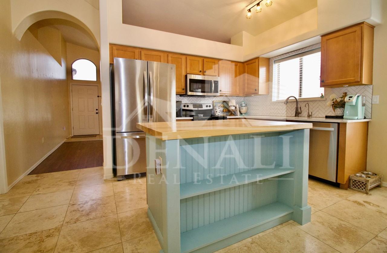 486 E Camino Del Abeto - Photo 3 of 23