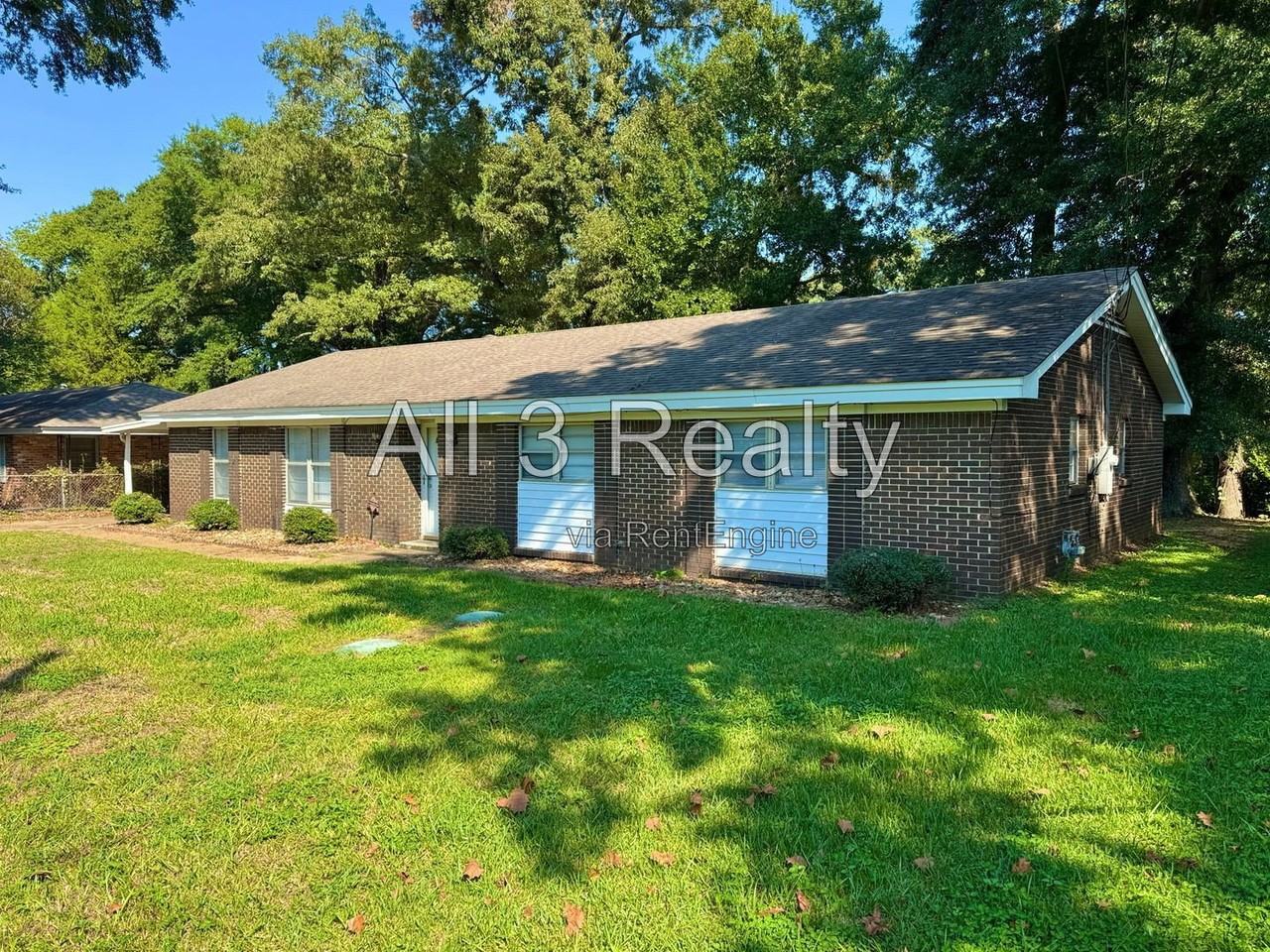176 Scenic Dr - Photo 3 of 38