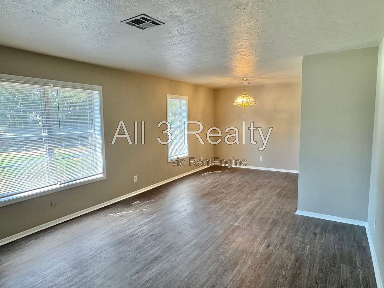 176 Scenic Dr - Photo 7 of 38
