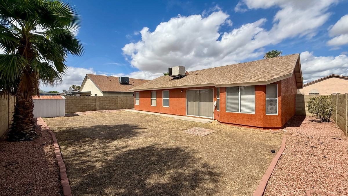 8033 W Georgia Ave - Photo 5 of 5